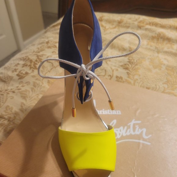 Mayerling 120 Fluo Louboutin - Picture 4 of 8